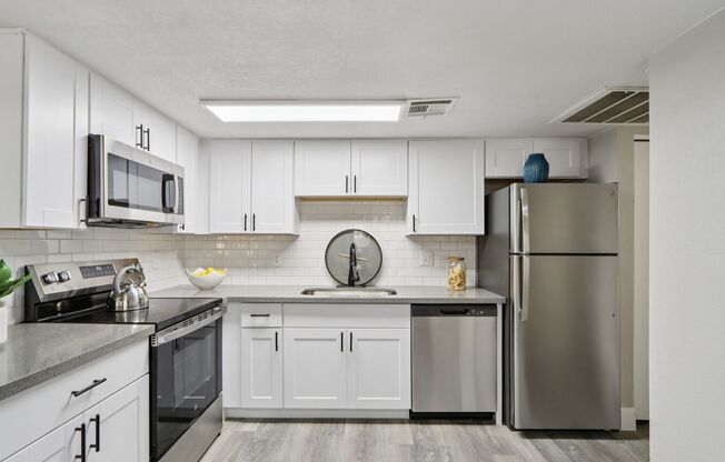 2 beds, 1.5 baths, 856 sqft, $1,764, Unit 1009