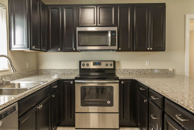 Updated Single family 3 bedroom, 2 bathroom!