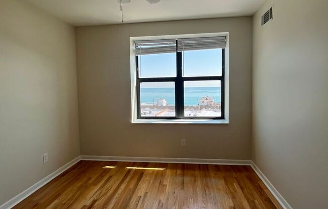 2 beds, 1 bath, 1,000 sqft, $2,225, Unit 703
