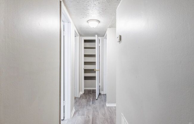 3 beds, 2 baths, 1,017 sqft, $1,395, Unit J129
