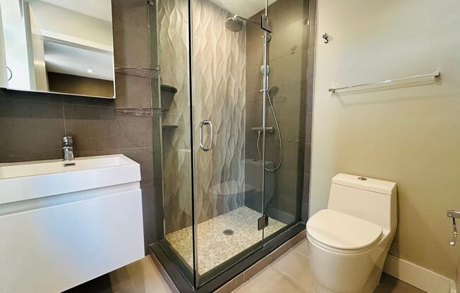 2 beds, 2 baths, 700 sqft, $3,000, Unit 507