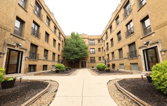722 ROSCOE