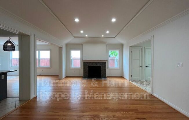 4316 GREENBUSH AVE