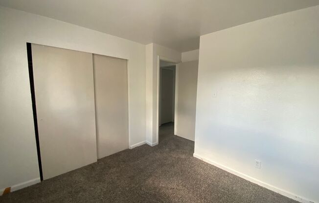 2 beds, 1 bath, 675 sqft, $899