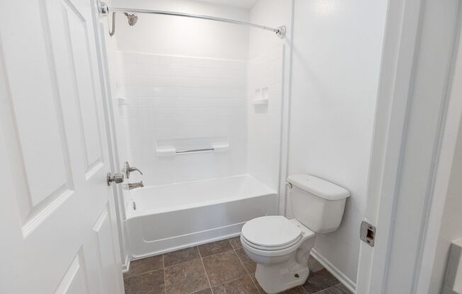 3 beds, 2 baths, 1,300 sqft, $3,398, Unit 102