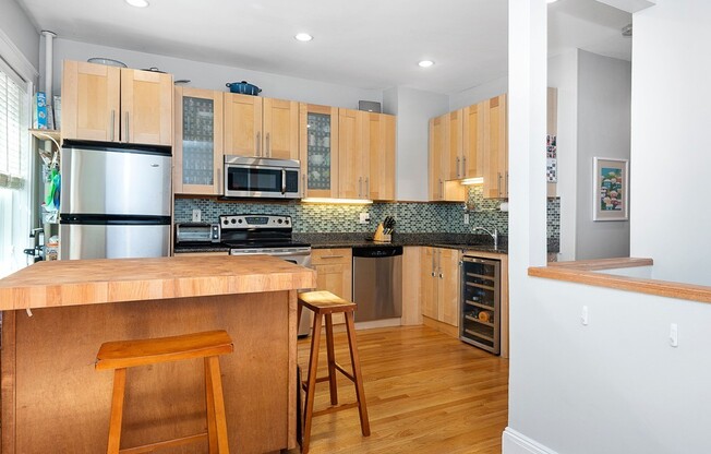 24 Montgomery St, Boston MA 2