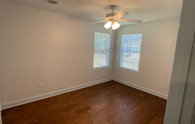 Newly renovated 3/2 home located in Covington