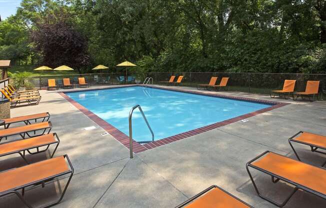 Park Pointe Apartments in St. Louis Park, MN Outdoor Pool