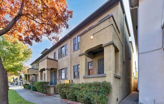 Charming Midtown 2-Bedroom Apartment with Private Balcony and Hardwood Floors!