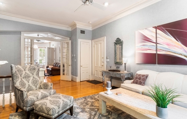 319 Marlborough St