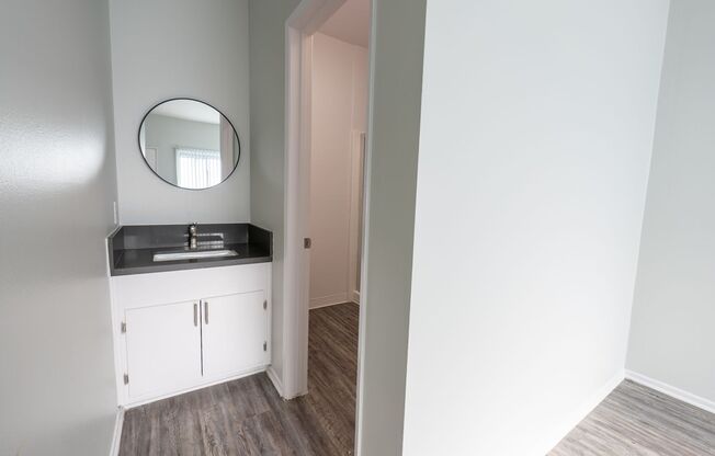 2 beds, 2.5 baths, 1,250 sqft, $2,198, Unit 250