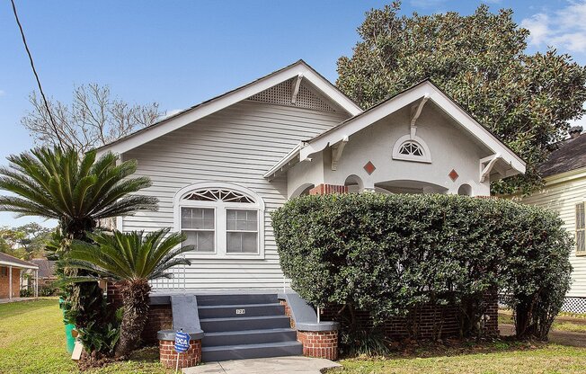 128 Lake Ave