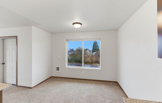 2 beds, 2 baths, 952 sqft, $1,595, Unit 1913-201