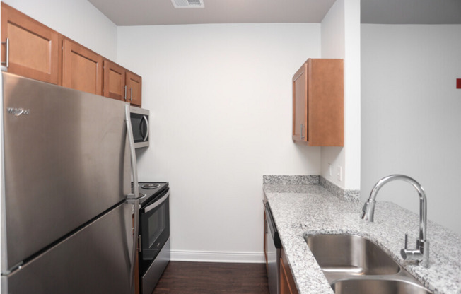 Studio, 1 bath, 610 sqft, $1,128, Unit 701