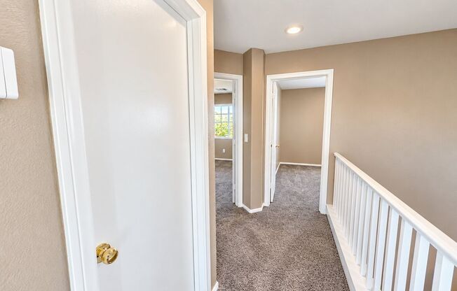 3 beds, 2.5 baths, $2,250
