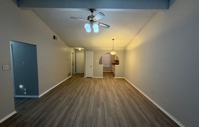 SINGLE STORY 3 BEDROOM HOME IN NORTHWEST CROSSING - NORTHSIDE ISD - LACKLAND AFB - UTSA - ALAMO RANCH - SHOPPING