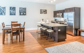 1 bed, 1 bath, 966 sqft, $3,550, Unit 318