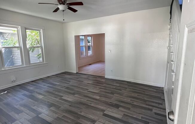 NEW SINGLE FAMILY HOUSE!!!