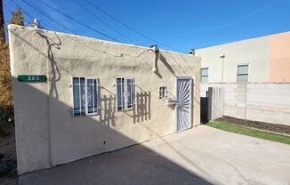 Detached Guest Studio near UNM/CNM