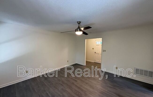 1506 MACDONALD AVE