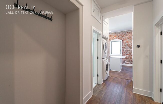 1211 BAINBRIDGE ST