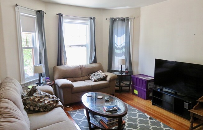 157 N ST
