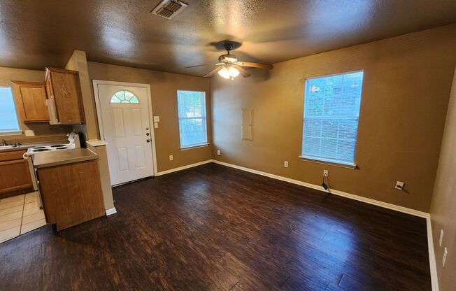 3 Bedroom Duplex Near Downtown Fort Worth