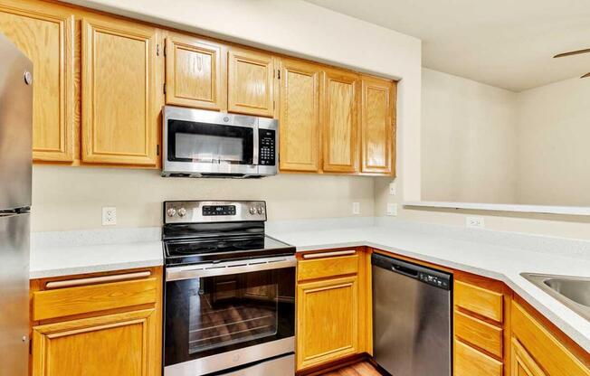 1 bed, 1 bath, 866 sqft, $2,455