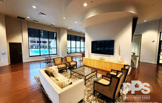 3040 Peachtree Road NW