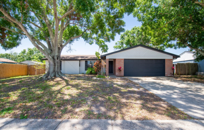 502 TIMBER BAY CIR E