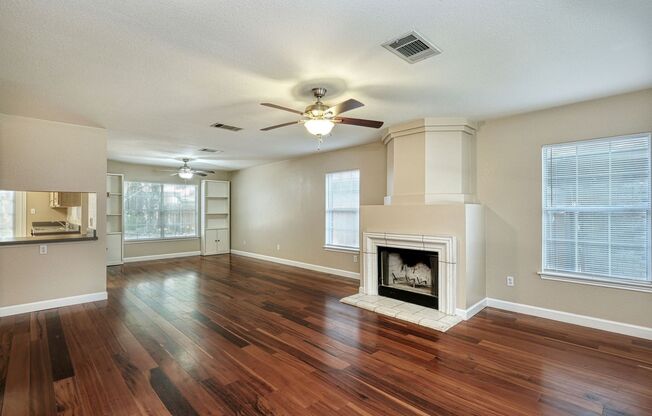 11412 KINGSGATE DR