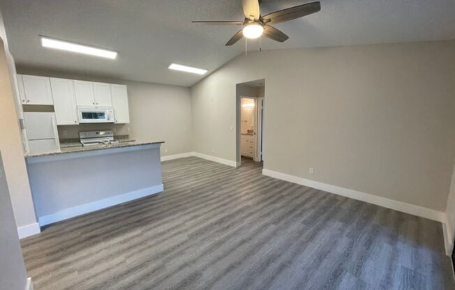 1 bed, 1 bath, $1,600