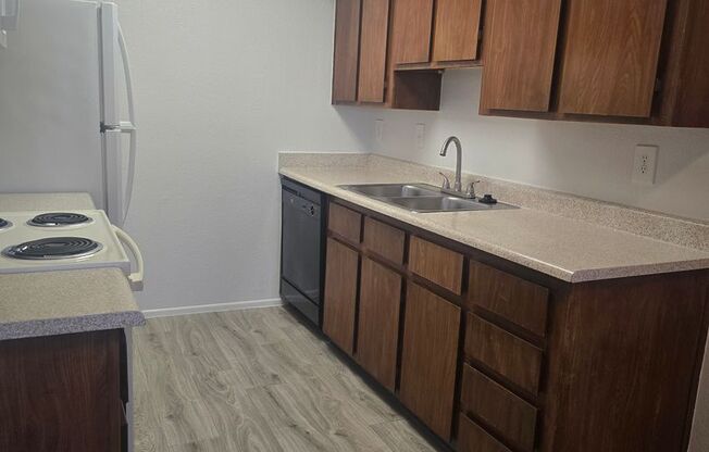 2 beds, 2 baths, 900 sqft, $1,272.02, Unit 2008