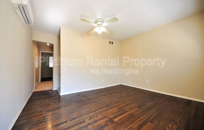 1 bed, 1 bath, 550 sqft, $1,000, Unit 6