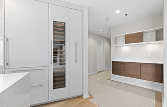 3 beds, 2 baths, 1,710 sqft, $12,000, Unit 1002