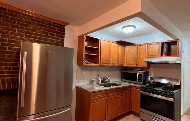 831 BUSHWICK AVE