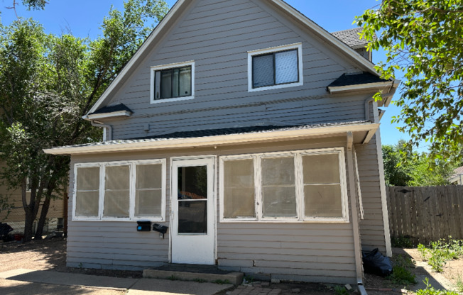 1016 4th St.