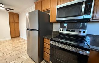 Oakdale Village Properties LLC