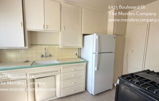 Boulevard Apartments
