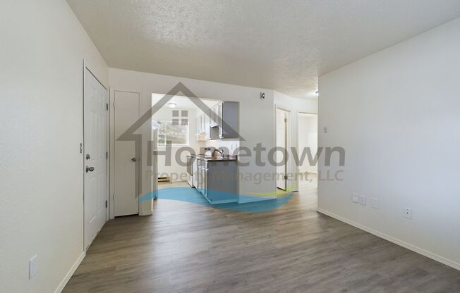 2 beds, 1 bath, 800 sqft, $1,200, Unit C1