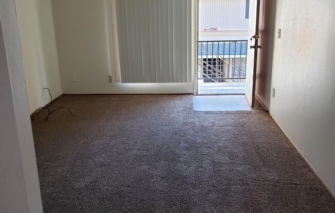 1 bed, 1 bath, $1,295, Unit 13