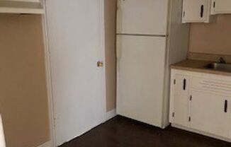 2 beds, 1 bath, $950