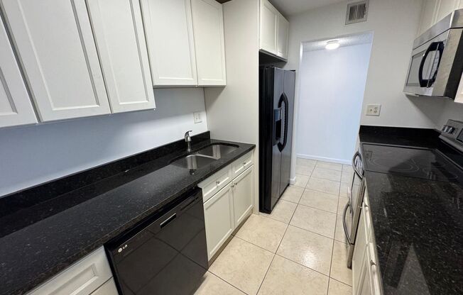 2 beds, 2 baths, $1,900, Unit # B 301