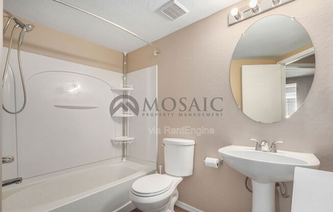 3 beds, 2 baths, 1,384 sqft, $1,750, Unit 1127