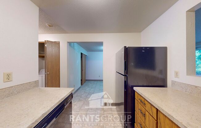 2 beds, 1 bath, $1,575, Unit 15A