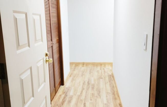 2Bd/1Ba Seattle Condo