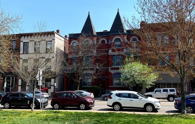 1 bed, 1 bath, $1,195, Unit 3rd Floor