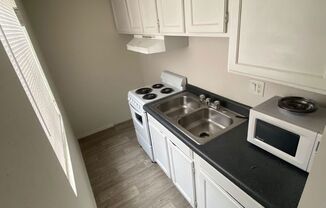 Studio, 1 bath, $714