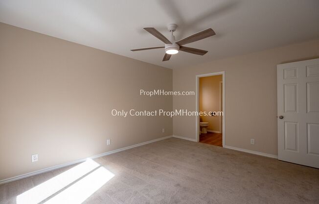 2 beds, 2.5 baths, $2,350, Unit 17920 Oatfield Road