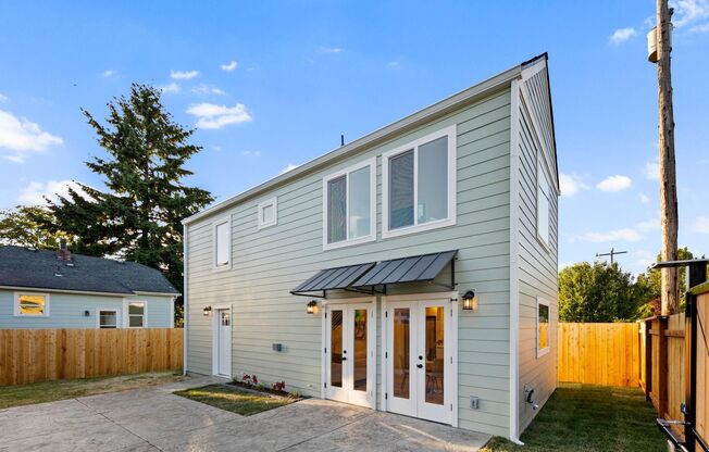 Brand New Two Bedroom Home Built in Highland Park!